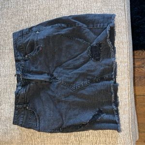 Black skirt